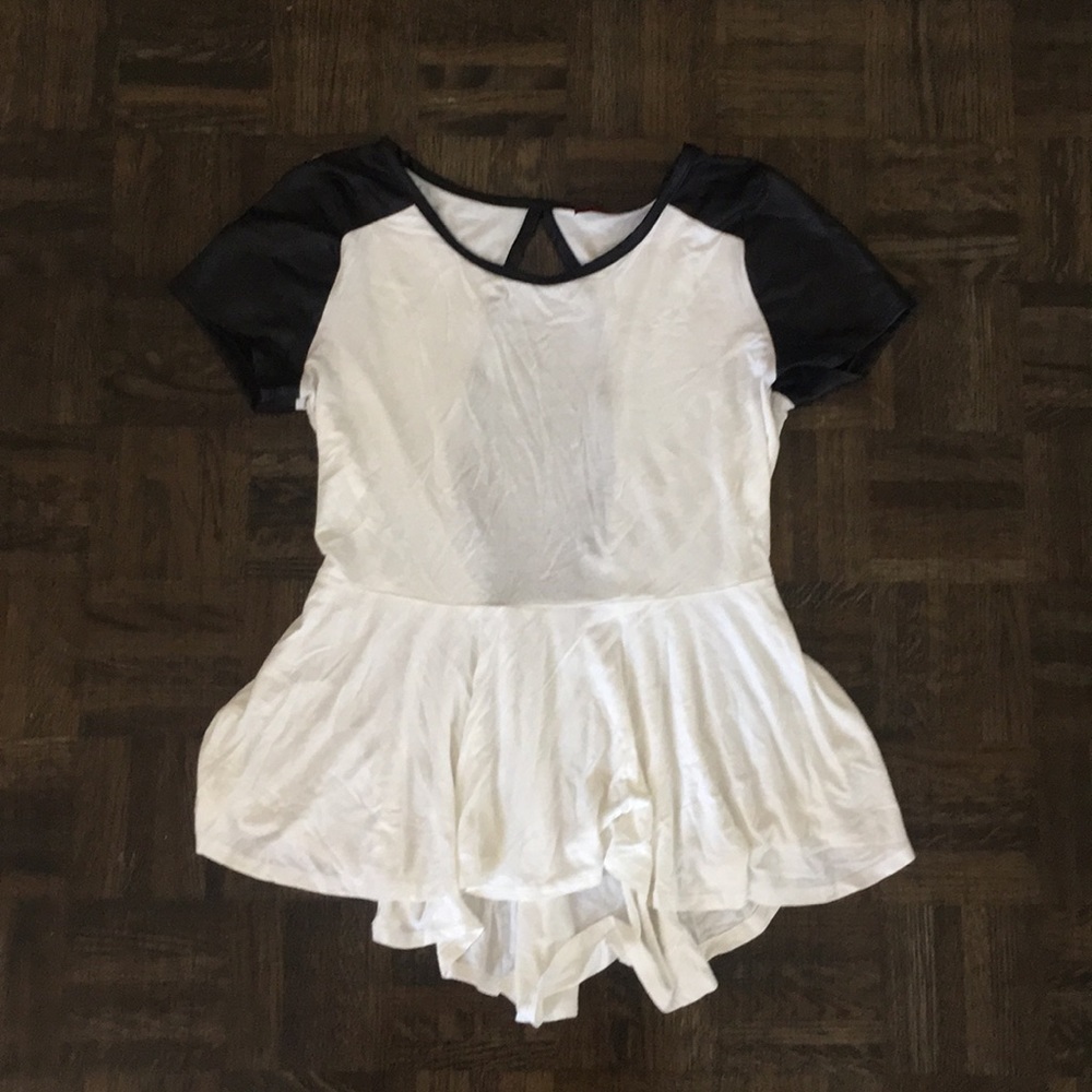 Short sleeve shirt